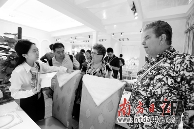 這些年,家具企業的日子越來越不好過了,很多企業清醒地意識到:不轉型必然是等死。 資料圖片